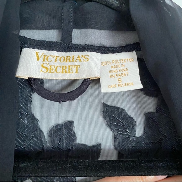 Vintage Victoria’s Secret Sheer Floral Robe Size S - Picture 10 of 13